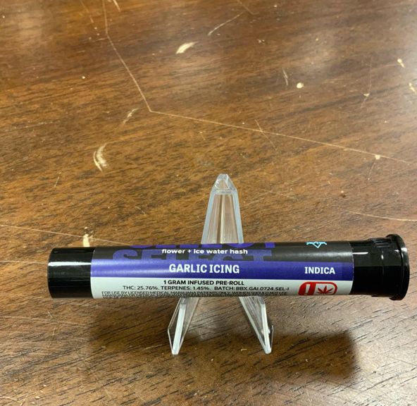 Garlic Icing Ruby Mae Select Indica Preroll 1g