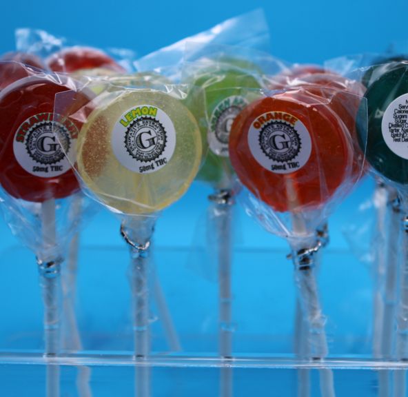 ECG Lollipop - Strawberry - 50mg