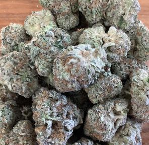 Beach Crasher by 7Leaf