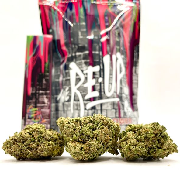PRE-ORDER ONLY *Deal! $79 1 oz. Door Knocker (25.7%/Indica) - The Re-Up + Rolling Papers