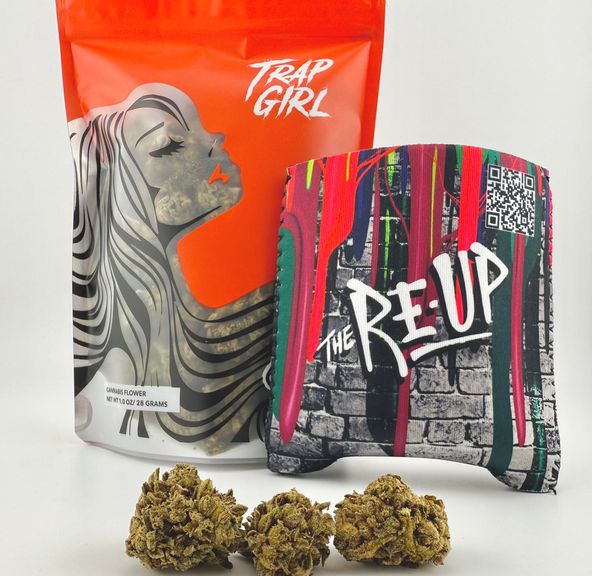 PRE-ORDER ONLY *Deal! $89 1 oz. Wedding Crasher (28.44%/Hybrid) - Trap Girl + Beverage Coozie