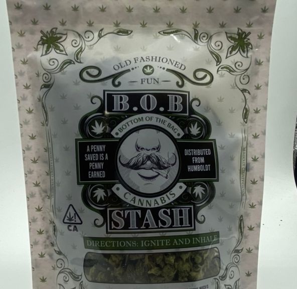 Moon Boots smalls (sativa) - 28g Flower SMALLS (THC 22%) by BOB Stash