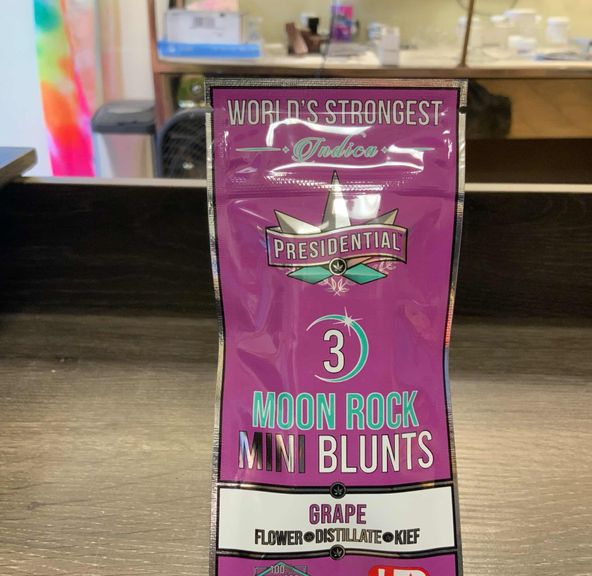 Grape Presidential Mini Blunts 3pk 2.1g