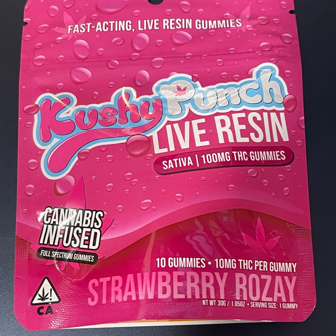 Kushy Punch- Strawberry Rozay Live Resin Gummies (S)
