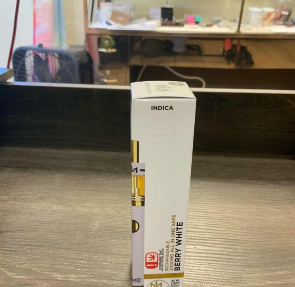 Berry White Dime Disposable 2g