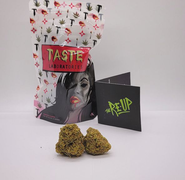 *Deal! $75 1/2 oz. Pineapple (33.4%/Hybrid) - Taste + Matches