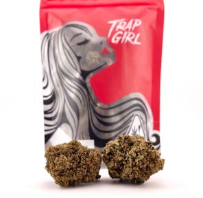 Deal! $59 1/2 oz. Midnight Berry (25.71%/Indica) - Trap Girl