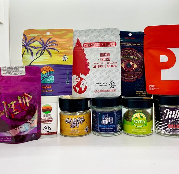 *Deal! $100 for (4) 1/8 Mix n' Match ($45 - $50 Strains Only) + 50mg Fruit Cubes