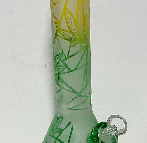 GG217 Gangster Leaf Bong 14”