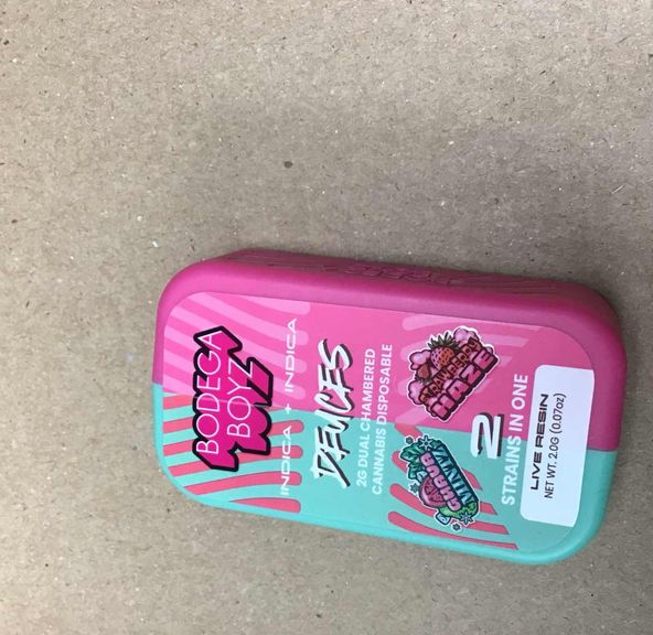 Guava Mintz / Strawberry Haze Deuces Bodega Boyz Disposable 2g