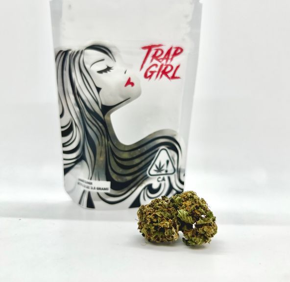 1/8 Jack Haze (26.93%/Hybrid - Sativa Dominant) - Trap Girl *Disclaimer*