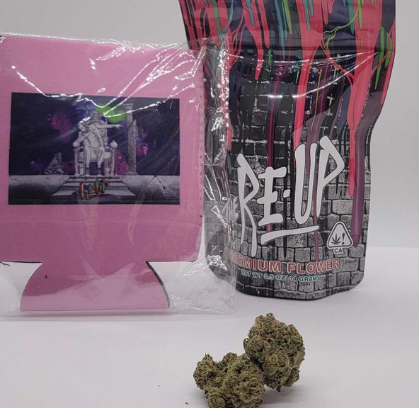 *Deal! $75 1/2 oz. Cold Heat (32.07%/Indica) - The Re-Up + Beverage Cozy