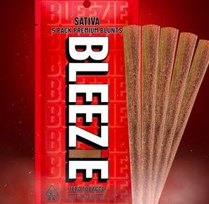 . BLEEZIE 5 PACK (5 x 1 Gram) Pre-Rolled Blunts SATIVA 5.00 g