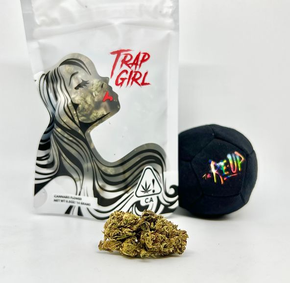 *BLOWOUT DEAL! $65 1/2 oz. Sour Berry OG (29.9%/Hybrid Indica-Dom) - Trap Girl + Cozy