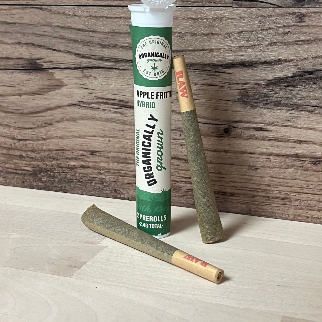 Apple Fritter - Two 1.2G Pre Rolls - Black Label Labs - Hybrid