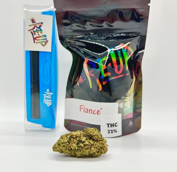 *Deal! $75 1/2 oz. Fiancé (32%/Hybrid - Indica Dominant) - The Re-Up + Joint Roller