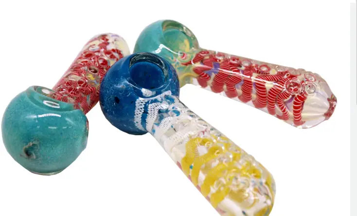 MEDIUM SMOKING GLASS PIPE 3 inch