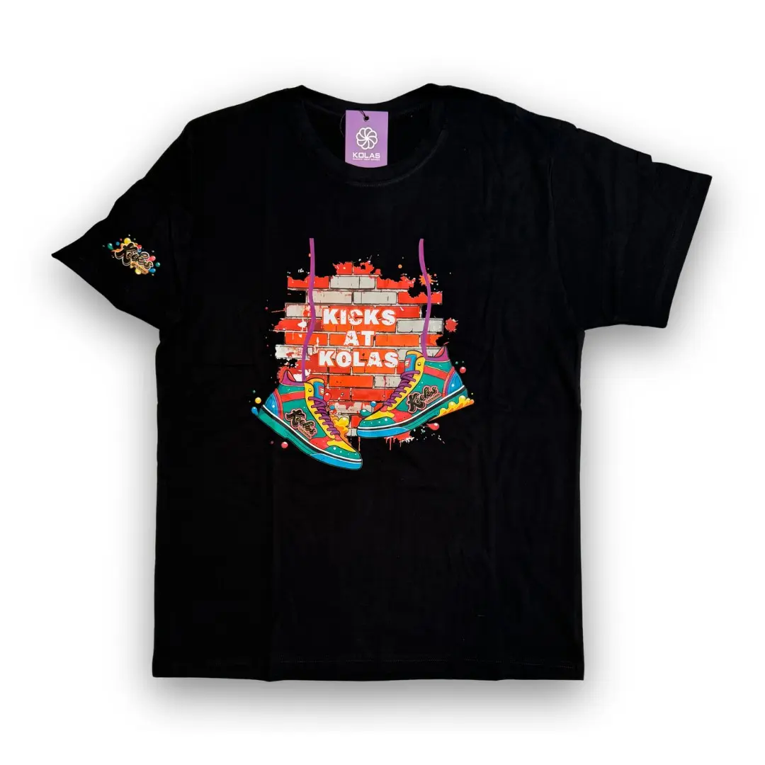 Kicks Branded T-Shirt Sneakers Black