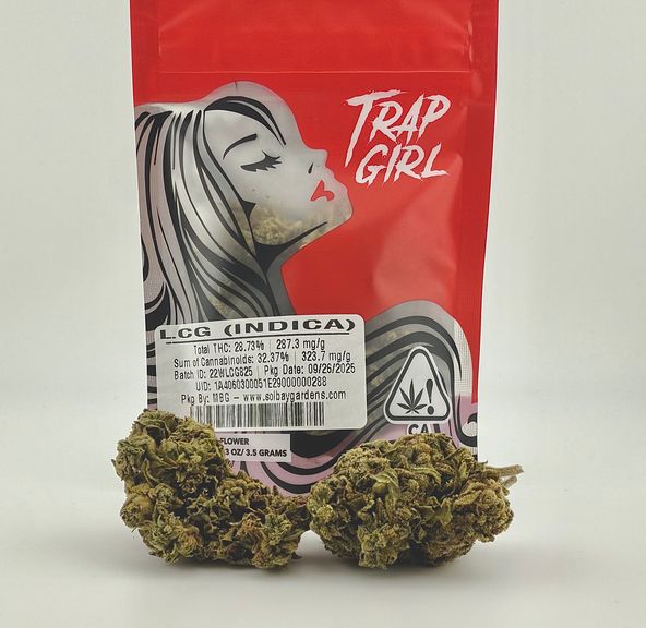 PRE-ORDER ONLY *BLOWOUT DEAL! $25 1/8 LCG (28.73%/Indica) - Trap Girl