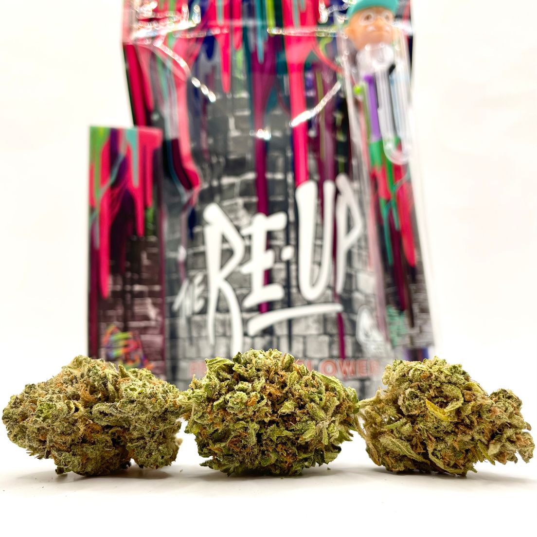 *Deal! $89 1 oz. Afghan Kush (27.9%/Indica) - The Re-Up + Multicolor Writing Pen + Rolling Papers