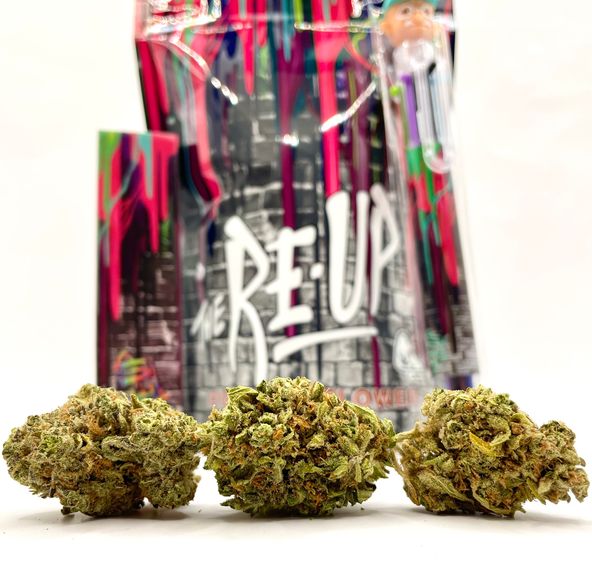 *Deal! $89 1 oz. Afghan Kush (27.9%/Indica) - The Re-Up + Multicolor Writing Pen + Rolling Papers